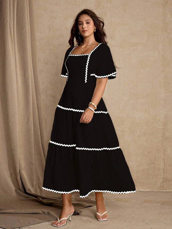 Plus Size Square Neck Color-Blocked Maxi Dress for Elegant Events