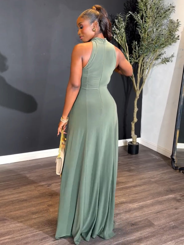 High-Neck Sleeveless Midi Dress for Elegant Everyday Wear